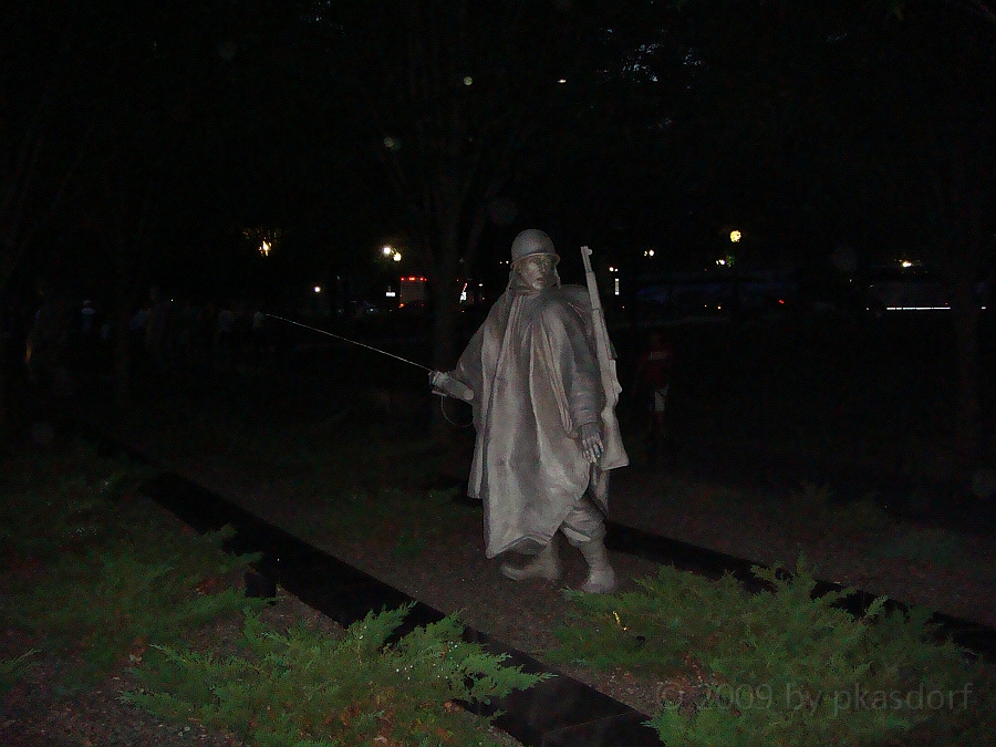 Washington DC [2009 July 03] 257.JPG - Scenes from The Korean War Veterans Memorial